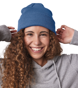 Bonnet tricote a revers