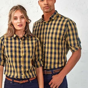 Pr250 photo couple chemise a carreaux