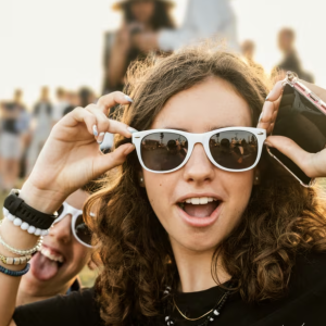 98313 lunettes de soleil ambiance