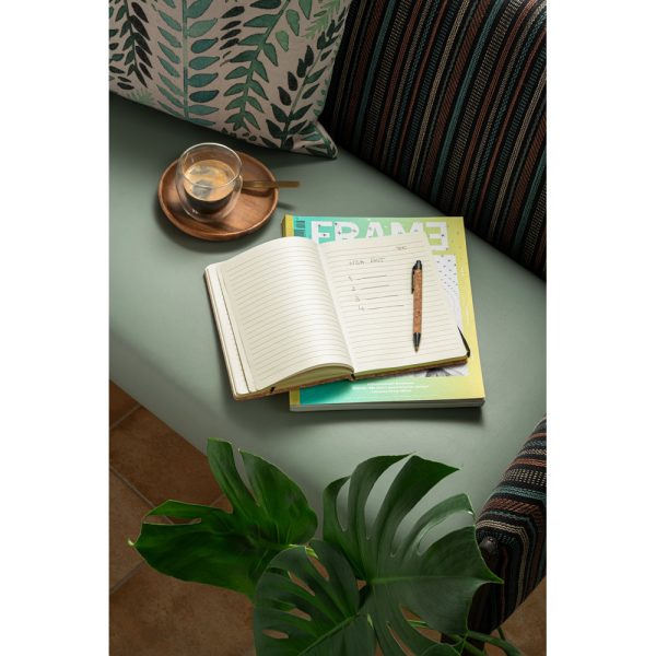 93578 carnet et stylo en liege ambiance